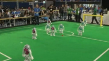 fotbal roboti