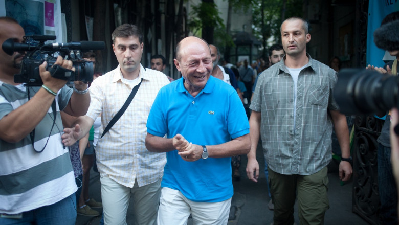 basescu - strada - resized - mfax