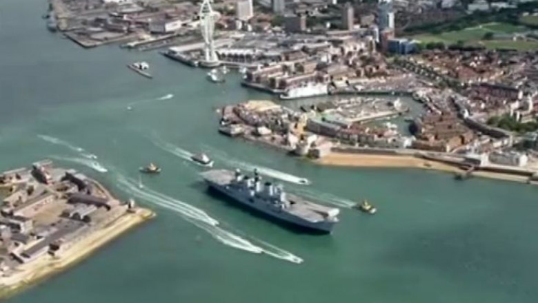 nave militare britanice gibraltar