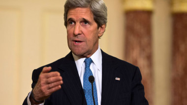 john kerry gesture ap img