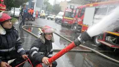 Exercitiu incendiu pompieri Sibiu - Mediafax Foto-Ovidiu Dumitru Matiu-3