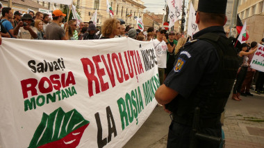 proteste-primaria-cluj-rosia-montana