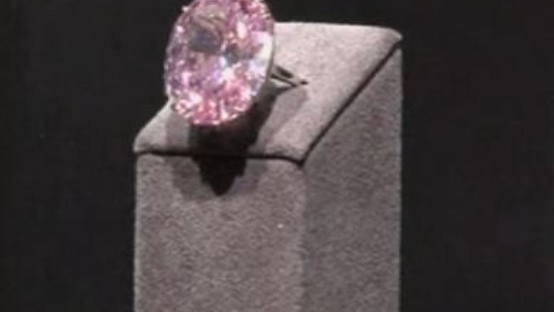scratch skipper Disillusion Diamantul roz de 60 de carate a fost vândut cu 83 de milioane de dolari |  Digi24