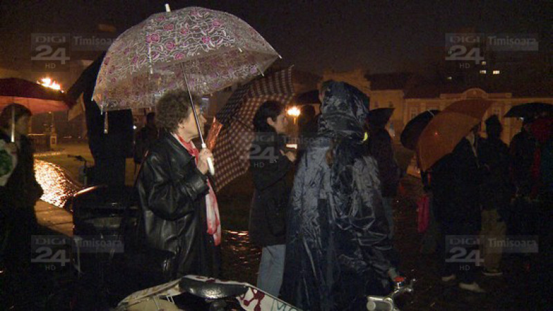 protest pe ploaie la Timisoara 11