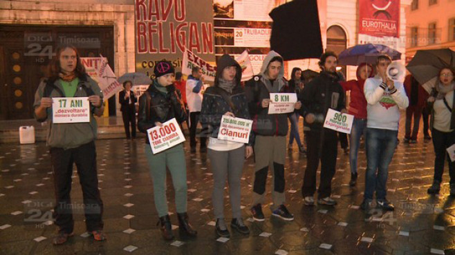 protest pe ploaie la Timisoara 07