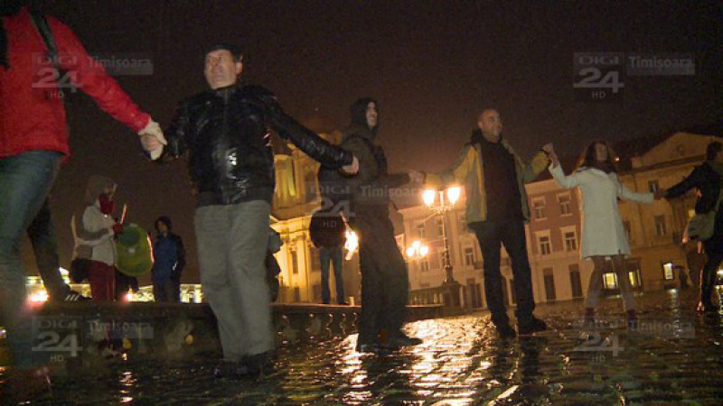 protest pe ploaie la Timisoara 14