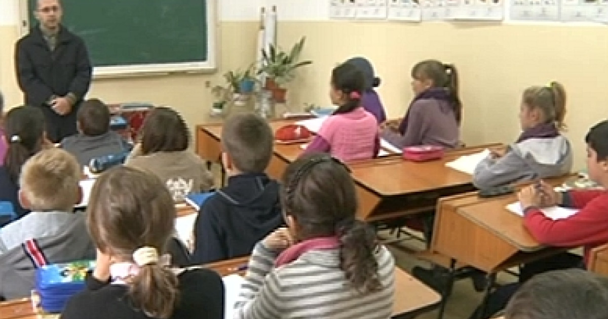 Dascălii intenționează să înghețe anul școlar | Digi24