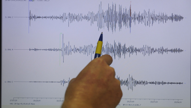 seismograf2 mfax-6