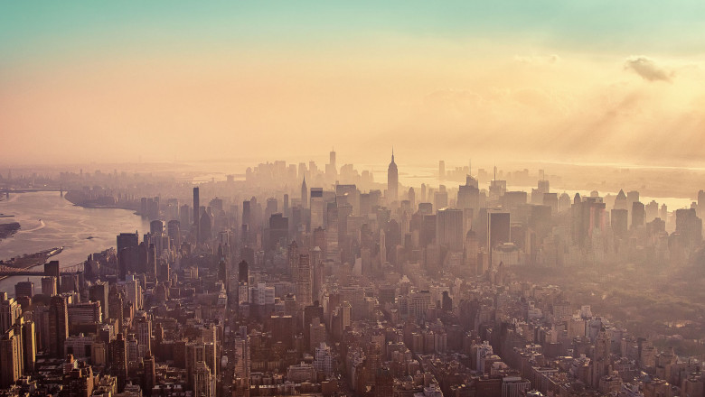 New-York-Skyscrapers-Fog-United-States1