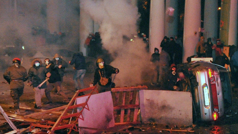 Lupte la Kiev 6381488-AFP Mediafax Foto-GENYA SAVILOV-1