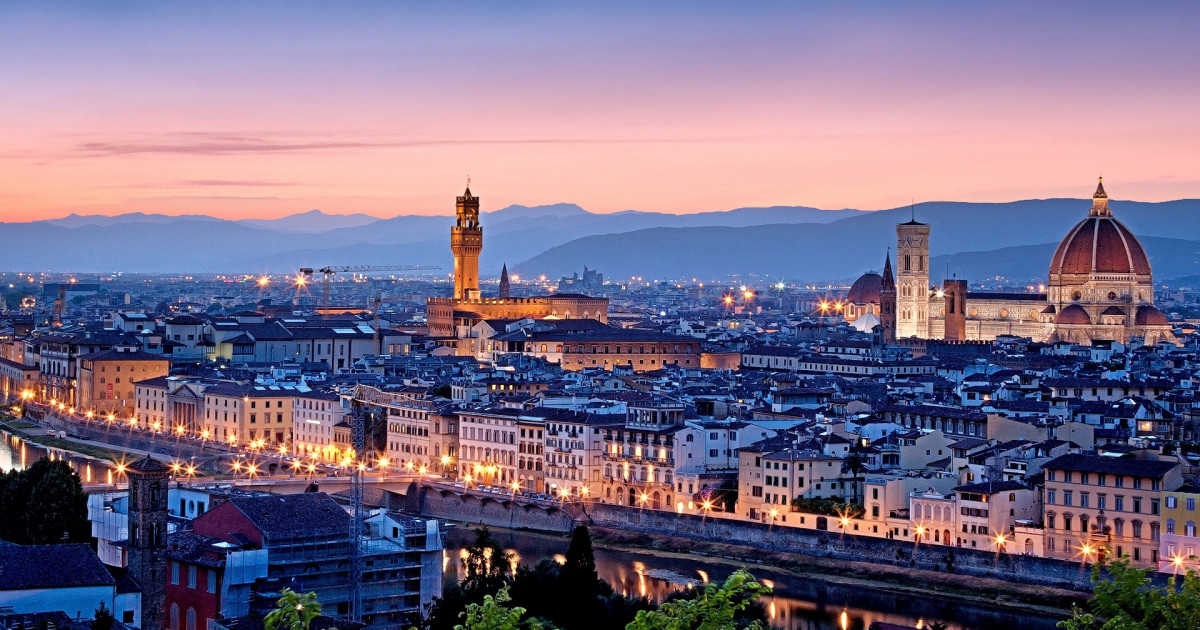 Firenze, il cuore del Rinascimento italiano.  La città toscana è visitata ogni anno da centinaia di migliaia di turisti