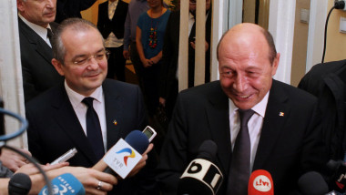 basescu boc 2 pagina boc facebook