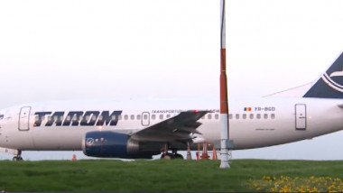 avion tarom