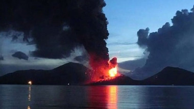 eruptie vulcan papua