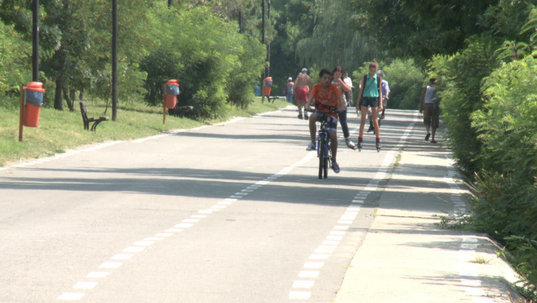 pista biciclist faleza