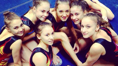 echipa feminina gimnastica romania TW