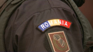 uniforma jandarmerie perchezitii-1