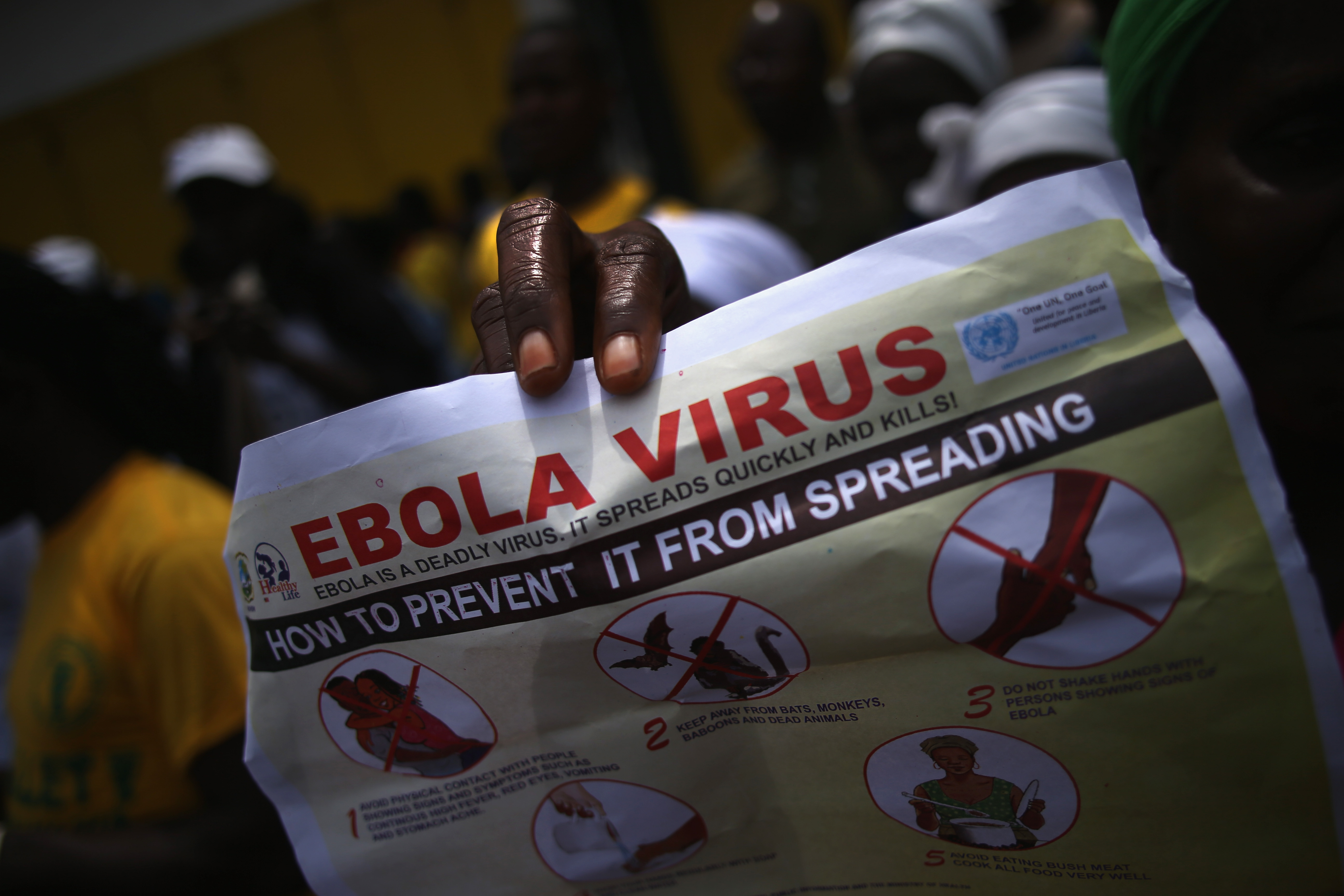 Va fi creată o rezervă globală de urgenţă de vaccinuri anti-Ebola. 500.000 de doze vor fi stocate în Elveția