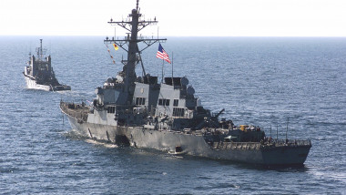 USS Cole DDG-67 Departs 1