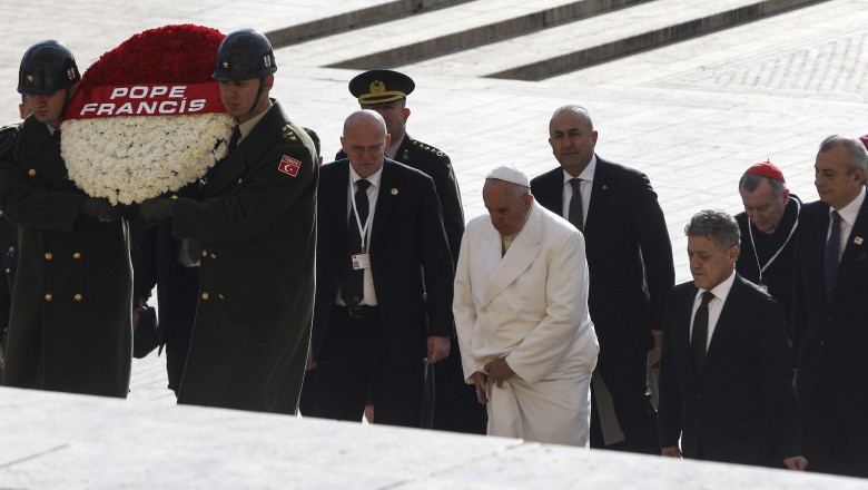 papa francisc la ataturk -7161070-AFP Mediafax Foto-stringer
