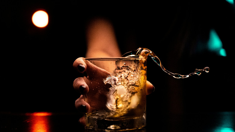 vinicius-amnx-amano-V1zGiNVPumM-unsplash