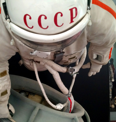 costum cosmonaut alexei leonov