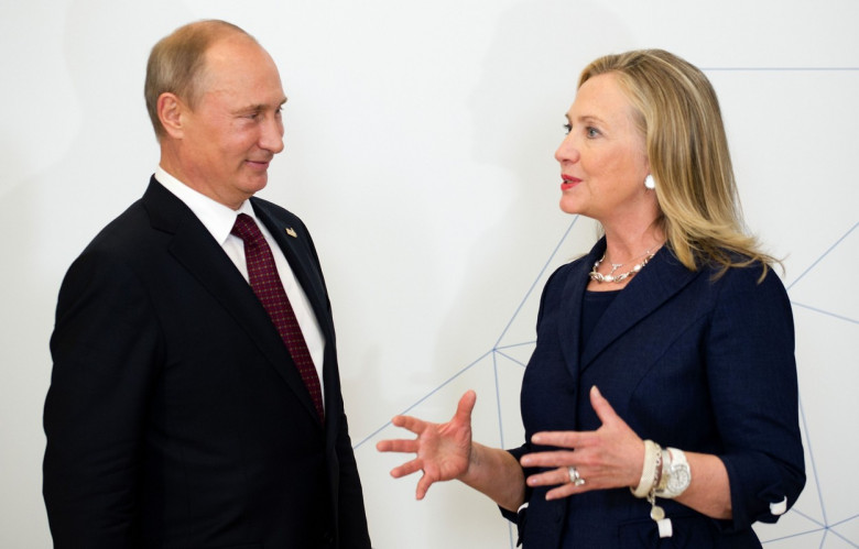 Hillary Clinton și Vladimir Putin