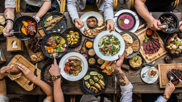 "Sunt dietetician oncolog. Iată cele 5 alimente pe care le am mereu în bucătărie". De ce sunt esențiale pentru sănătatea ta