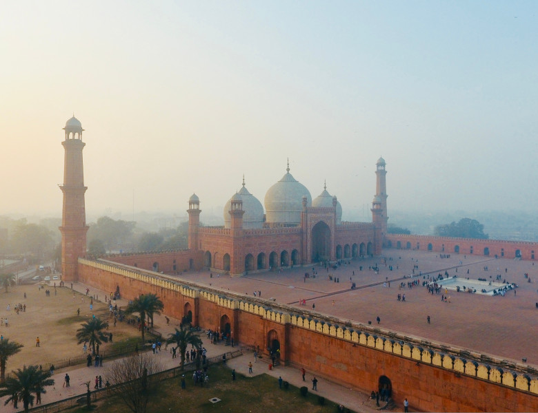 Badshahi,Mosque,,Lahore,Pakistan,-,Grand,Mosque,Of,Old,Mughal