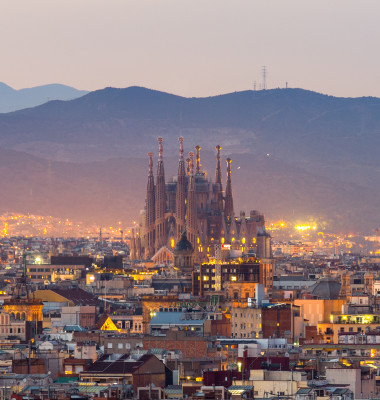 Aerial,Panorama,View,Of,Barcelona,City,Skyline,And,Sagrada,Familia