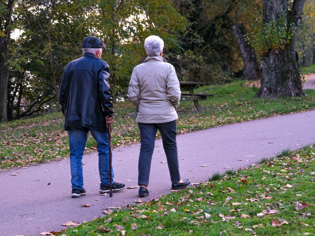 Trei obiceiuri pe care să le prioritizezi pentru o viață lungă. Somnul e mai important decât ai putea crede