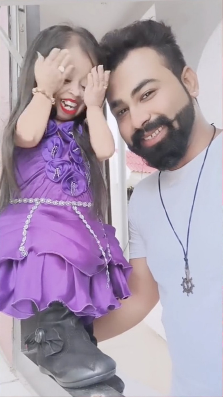 Jyoti Amge, cea mai scundă femeie din lume