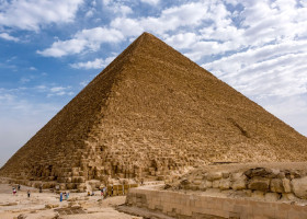 Marea Piramidă din Giza