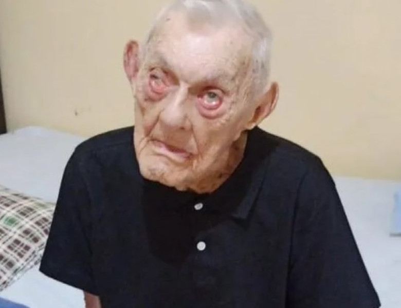 Cel mai bătrân bărbat din lume a împlinit 113 ani
