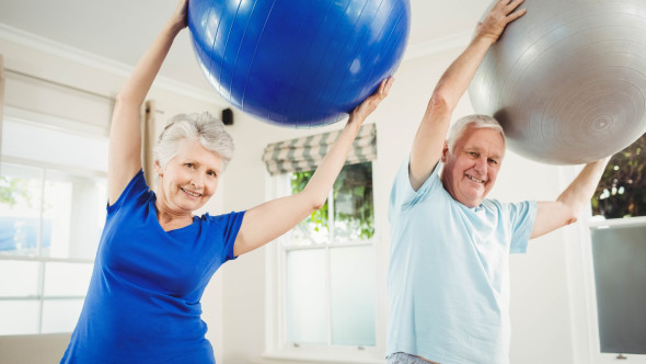 Teste simple pentru evaluarea forței musculare. Menţinerea ei la vârste înaintate ar putea avea o legătură importantă cu durata vieţii