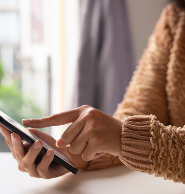 telefon, social media, scroll