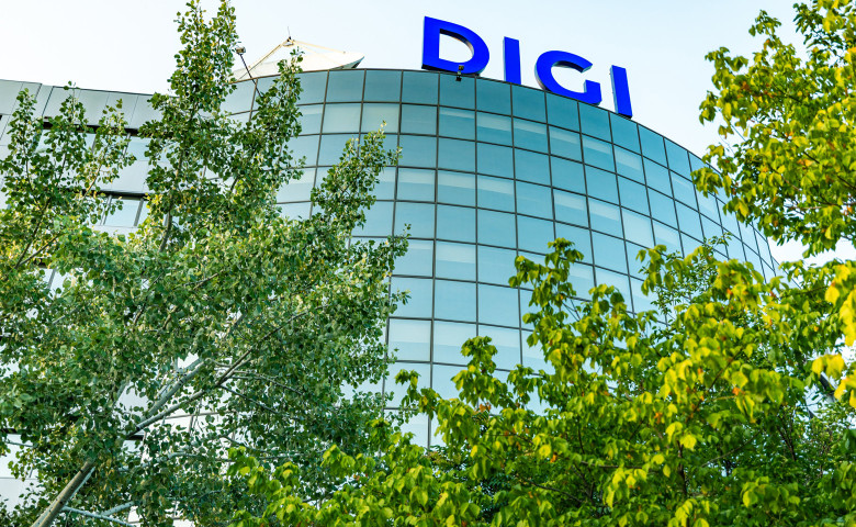 1560x1200px_comunicat(DIGILife-DIGIWorld-DIGIAnimalWorld)
