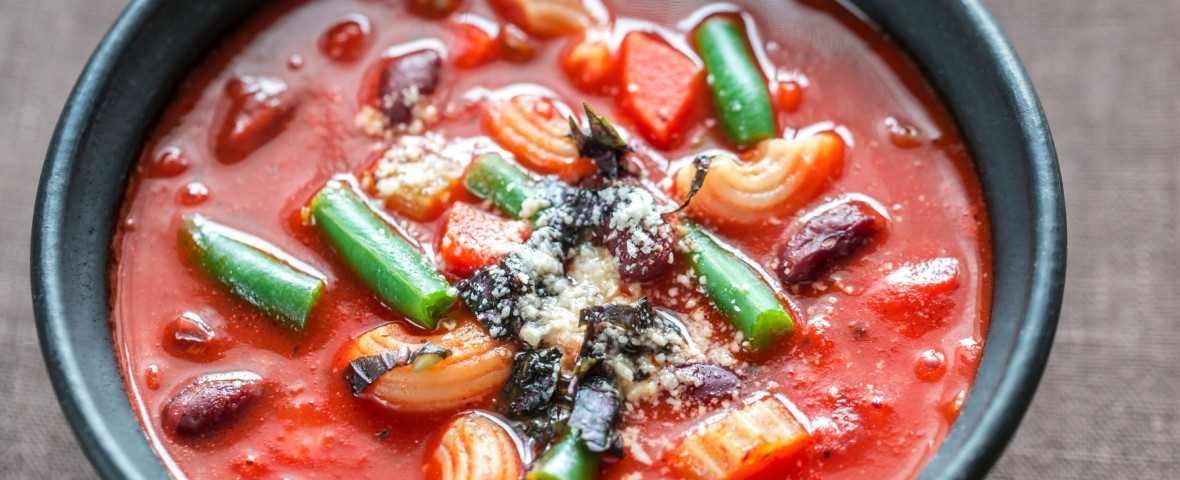 Supă minestrone