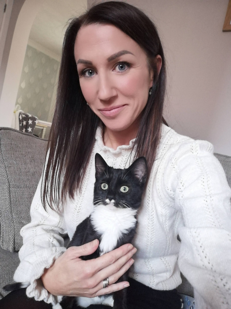 Gestul făcut de un medic veterinar pentru 100 de pisici abandonate/ Profimedia