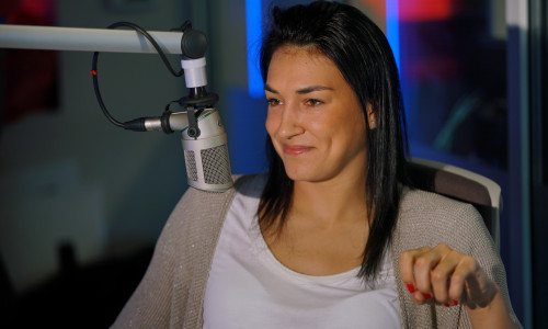 cristina neagu 3