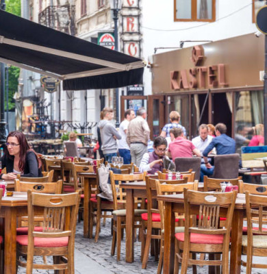 http_cdn.cnn.comcnnnextdamassets170502171139-bucharest-old-town