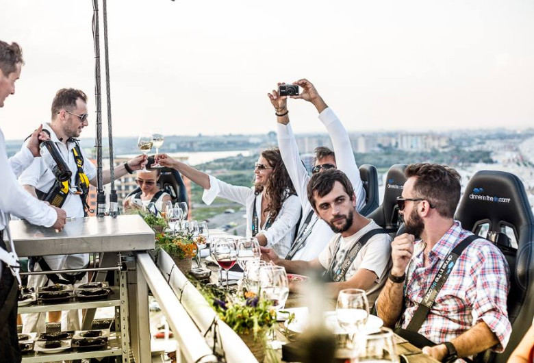 dinner in the sky 2