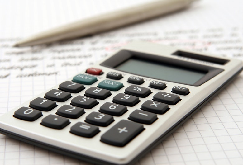 Calculator cu foaie, economie, finanțe