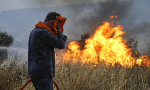 Incendii devastatoare în Grecia