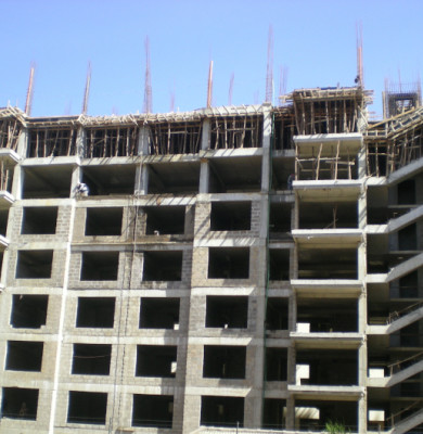 Blocuri în construcție