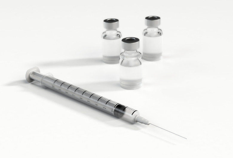Siringă, tratament injectabil, injecție