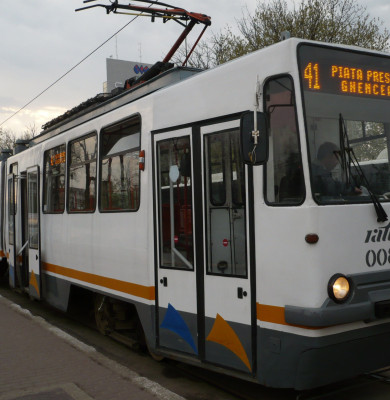 tramvaiul-41