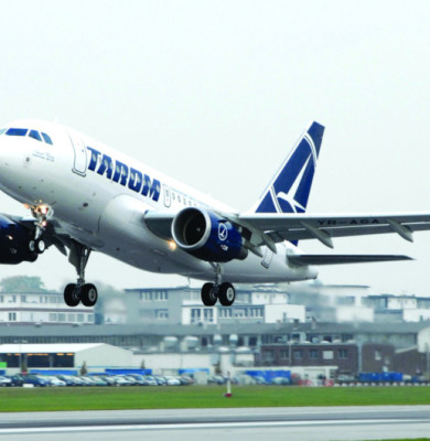 Avion TAROM, călătorii, deplasări, excursii, turism