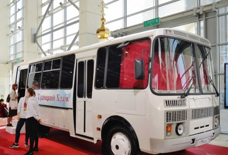 Biserică-autobuz în Rusia