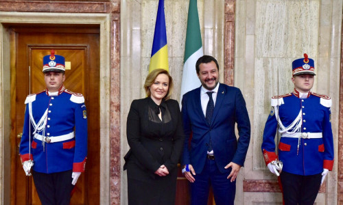 Carmen Dan cu Salvini